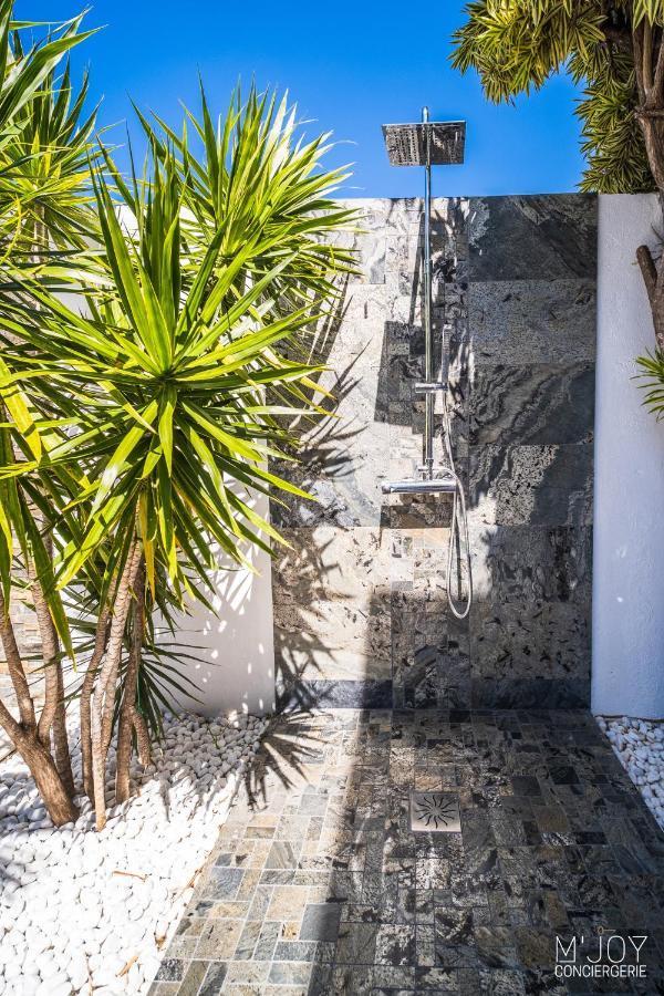 LA VILLA ROSAYA - Piscine Jacuzzi Saint Pierre Esterno foto