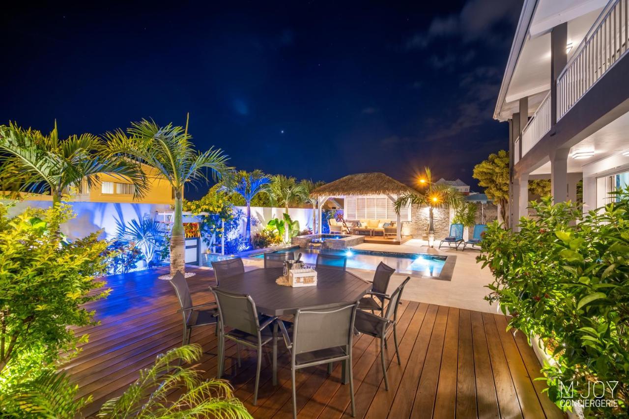 LA VILLA ROSAYA - Piscine Jacuzzi Saint Pierre Esterno foto
